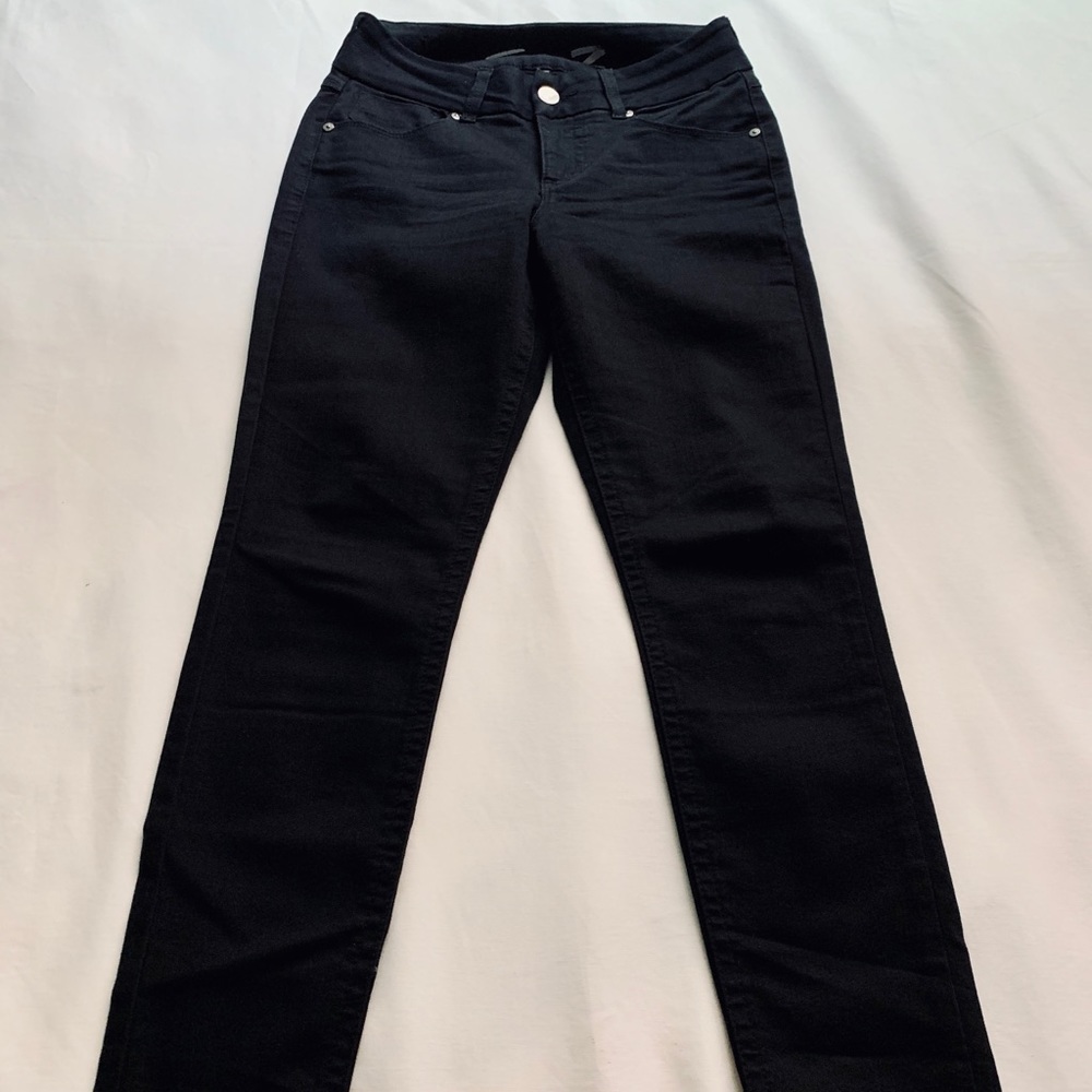 Seven7 black stretchy high waisted jeans!
